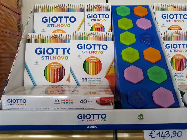 1#4792 Articoli di cancelleria in vendita - foto 1