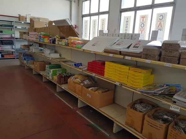 1#4792 Articoli di cancelleria in vendita - foto 97