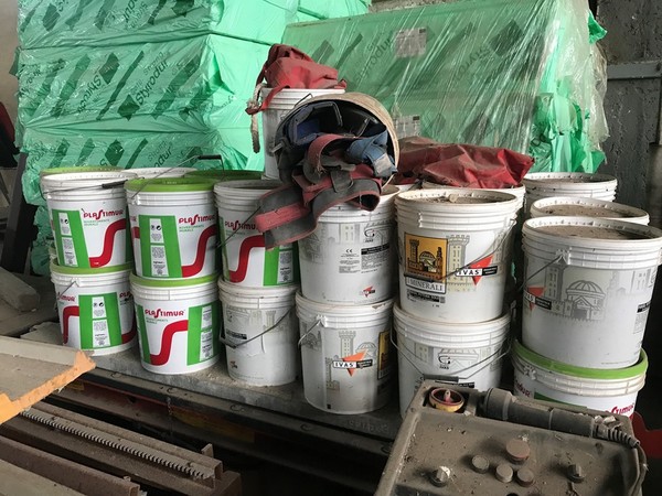 11#4795 Materiale per edilizia e idraulica in vendita - foto 1