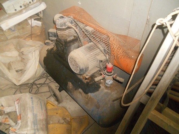 3#4795 Sega a nastro Macc e attrezzatura per officina in vendita - foto 12