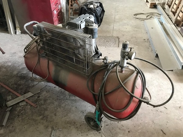 3#4795 Sega a nastro Macc e attrezzatura per officina in vendita - foto 85