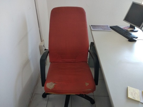 1#4797 Arredo da ufficio e periferiche in vendita - foto 2