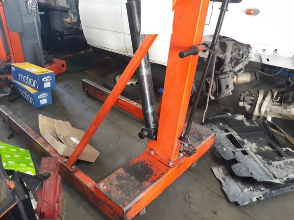 12#4797 Carrello con ganci e ruote da autofficina Omcn in vendita - foto 4