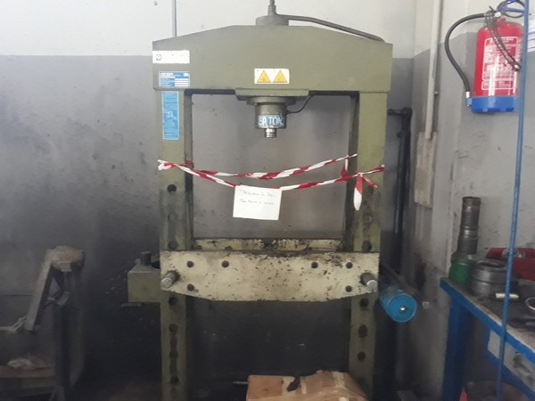 Presse meccaniche in vendita