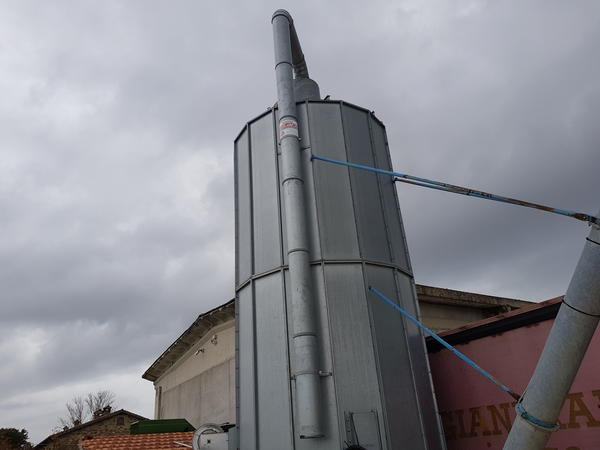 10#4803 Impianto di aspirazione con silos in vendita - foto 1