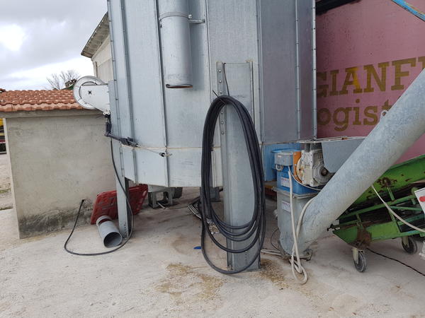 10#4803 Impianto di aspirazione con silos in vendita - foto 2