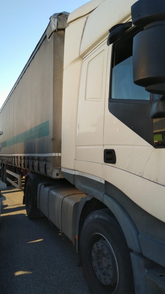 1#4804 Trattore stradale Iveco Stralis 480 con semirimorchio e licenza conto terzi in vendita - foto 3
