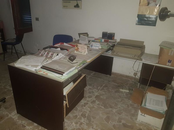 2#4809 Arredo ufficio in vendita - foto 1
