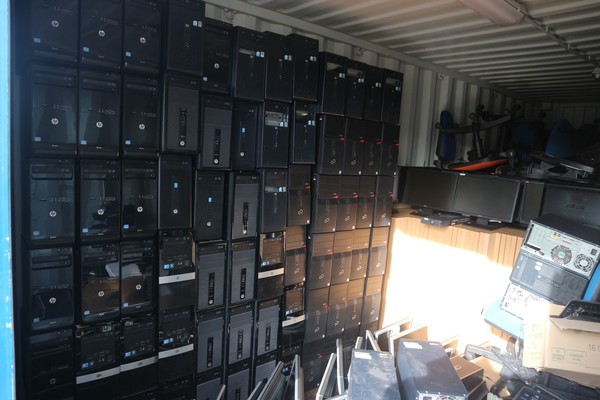 1#4813 Pc e arredi ufficio in vendita - foto 2