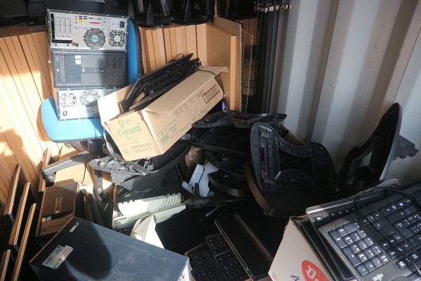 1#4813 Pc e arredi ufficio in vendita - foto 10