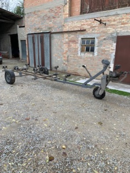 1#4815 Carrello da rimessaggio motorizzato per barche in vendita - foto 4