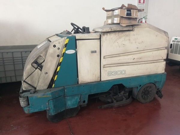 Attrezzatura pulizia professionale in vendita