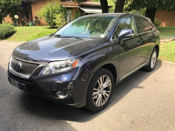 1#4835 Auto Lexus Hybrid in vendita - foto 1