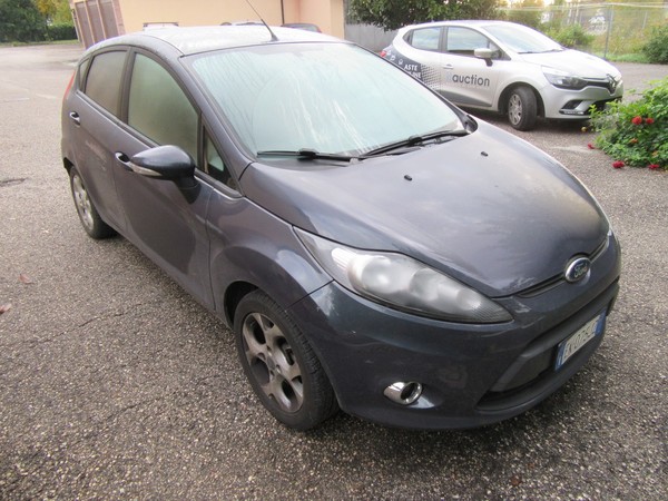 1#4836 Autovettura Ford Fiesta in vendita - foto 3
