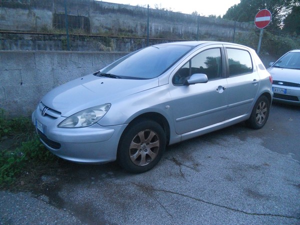 2#4843 Autovettura Peugeot 307 HDI in vendita - foto 1