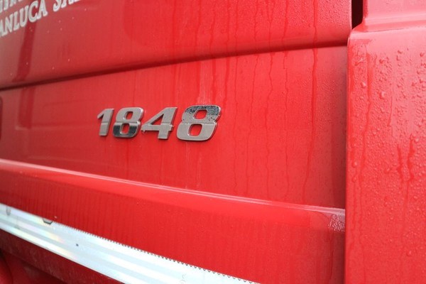 13#4847 Trattore per semirimorchio Daimler AG in vendita - foto 3