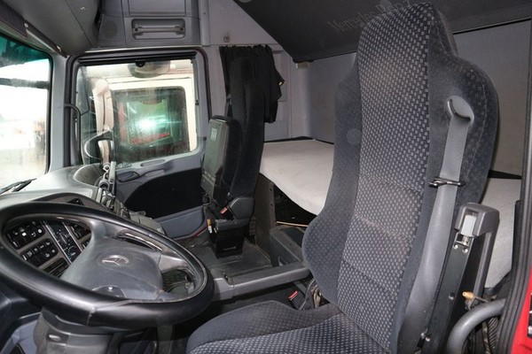 13#4847 Trattore per semirimorchio Daimler AG in vendita - foto 6