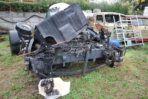 15#4847 Rottami motore e cabina DAF in vendita - foto 2