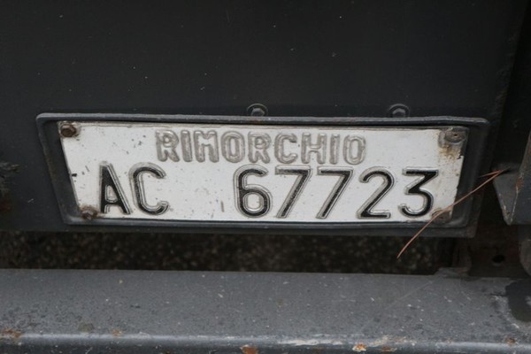 6#4847 Semirimorchio Unicar con cassone isotermico in vendita - foto 8