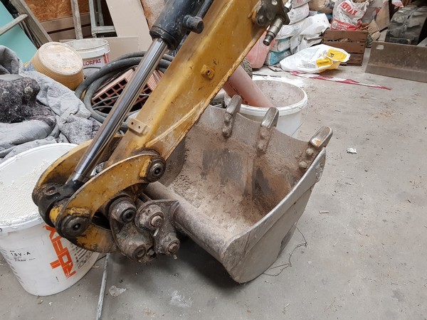 3#4853 Miniescavatore Cat cingolato in vendita - foto 9