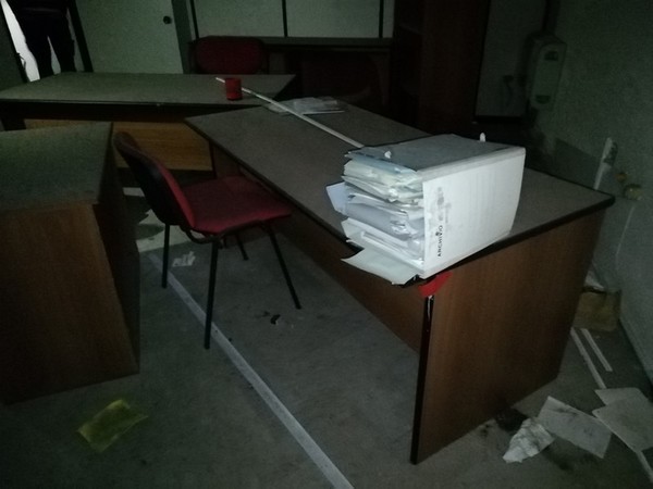 3#4854 Arredi da ufficio in vendita - foto 6