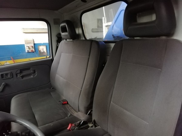 17#4856 Autocarro ribaltabile con gru Nissan in vendita - foto 11