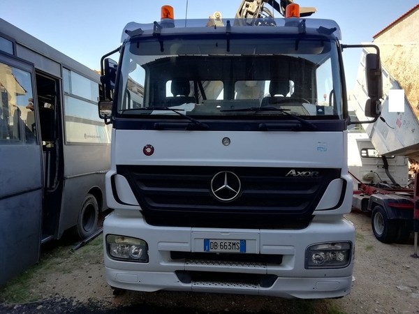 3#4856 Portascarrabile con gru in vendita - foto 3