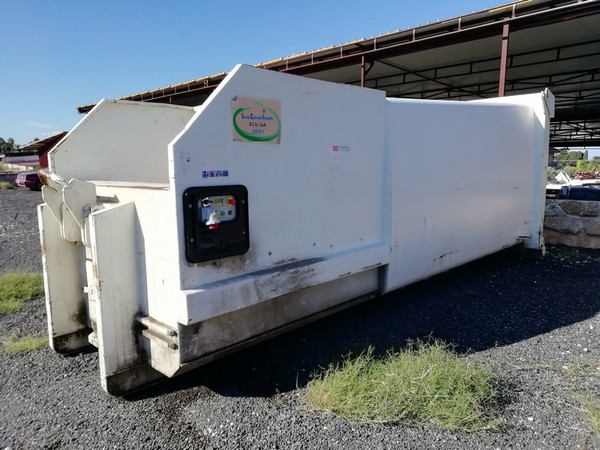 3#4856 Portascarrabile con gru in vendita - foto 26