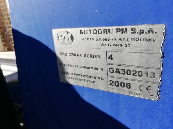 38#4856 Autocarro ribaltabile con gru Nissan in vendita - foto 13