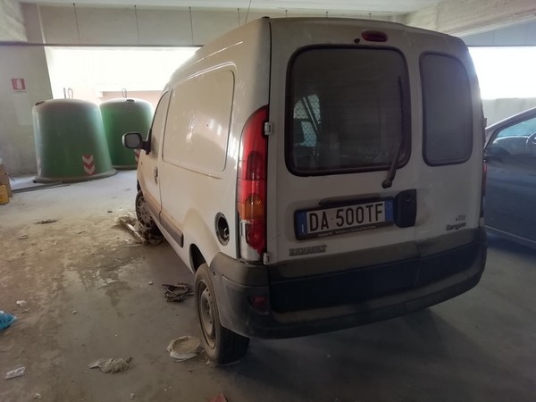 41#4856 Autovettura Renault Kangoo in vendita - foto 3