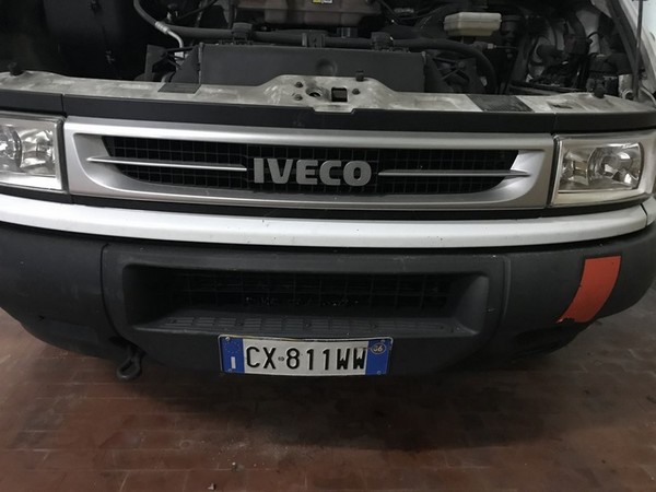 14#4865 Autocarro Iveco Daily furgonato in vendita - foto 7