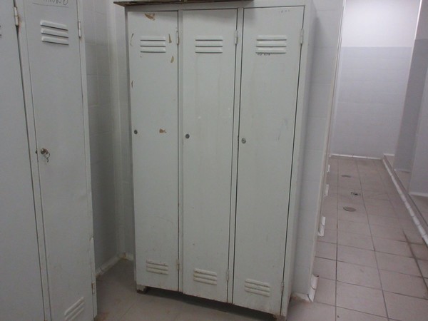 4#4867 Banchi da lavoro e armadi metallici in vendita - foto 6