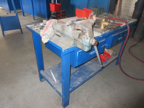 4#4867 Banchi da lavoro e armadi metallici in vendita - foto 16
