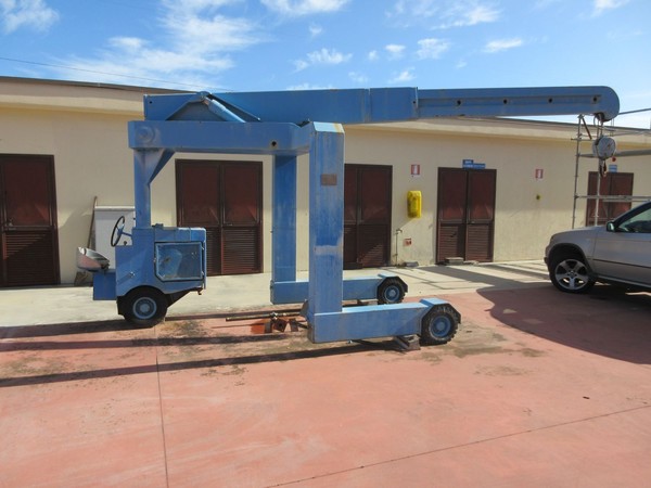 9#4867 Motogru in vendita - foto 1