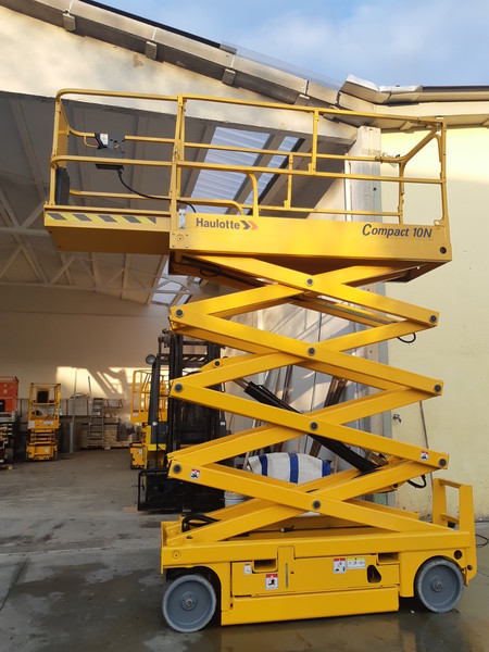 3#4873 Piattaforma aerea verticale a pantografo Haulotte Compact 10 in vendita - foto 6