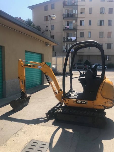 2#4875 Mini escavatore JCB 8018 in vendita - foto 2