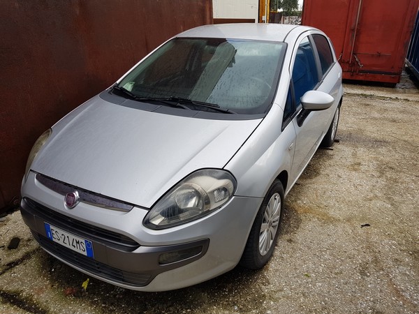 5#4877 Autovettura Fiat Punto in vendita - foto 1