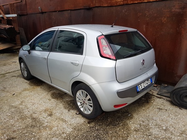5#4877 Autovettura Fiat Punto in vendita - foto 2