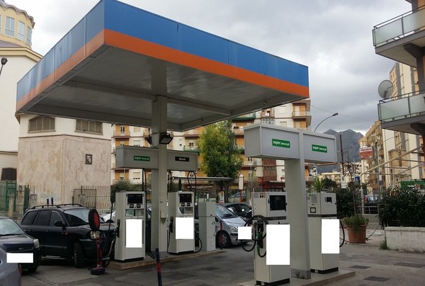 Attrezzature varie in vendita