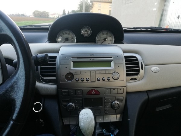 1#4891 Autovettura Lancia Y in vendita - foto 8