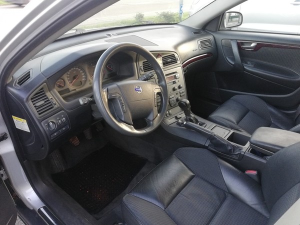 2#4891 Autovettura Volvo V70 in vendita - foto 2