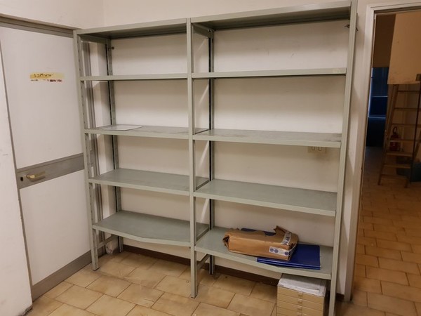 4#4898 Scaffalatura leggera e attrezzature ufficio in vendita - foto 3