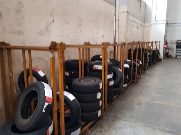 6#4898 Pneumatici per diverse tipologie di trasporti in vendita - foto 2