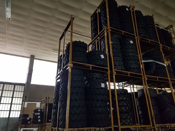 8#4898 Pneumatici per trasporti agricoli in vendita - foto 25