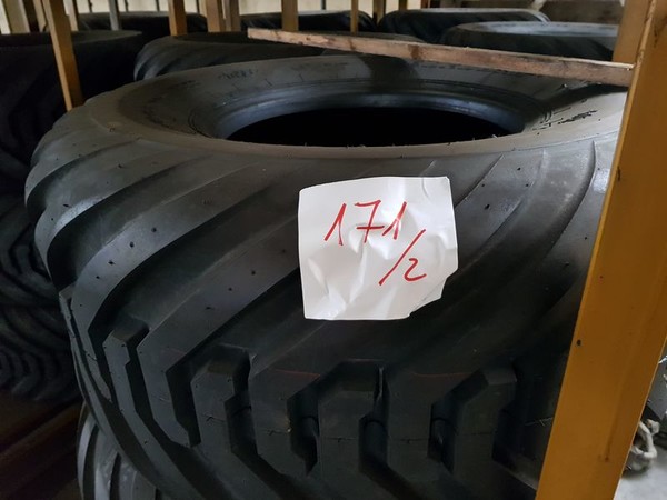 9#4898 Pneumatici per trasporti agricoli e gomme ricoperte in vendita - foto 2