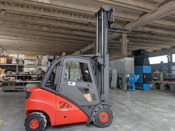 22#4901 Carrello elevatore Linde in vendita - foto 1
