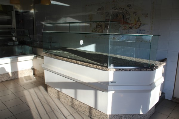 10#4902 Attrezzatura e arredi per panificio in vendita - foto 6