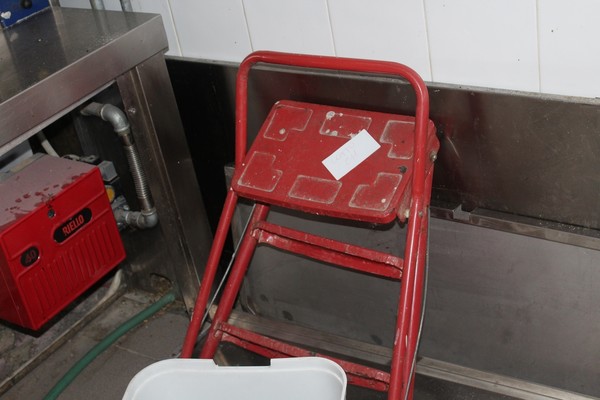 10#4902 Attrezzatura e arredi per panificio in vendita - foto 22