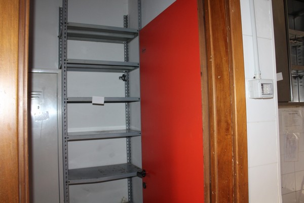 10#4902 Attrezzatura e arredi per panificio in vendita - foto 59