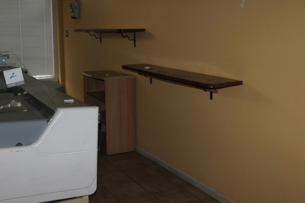 2#4902 Attrezzatura e arredi per panificio in vendita - foto 4